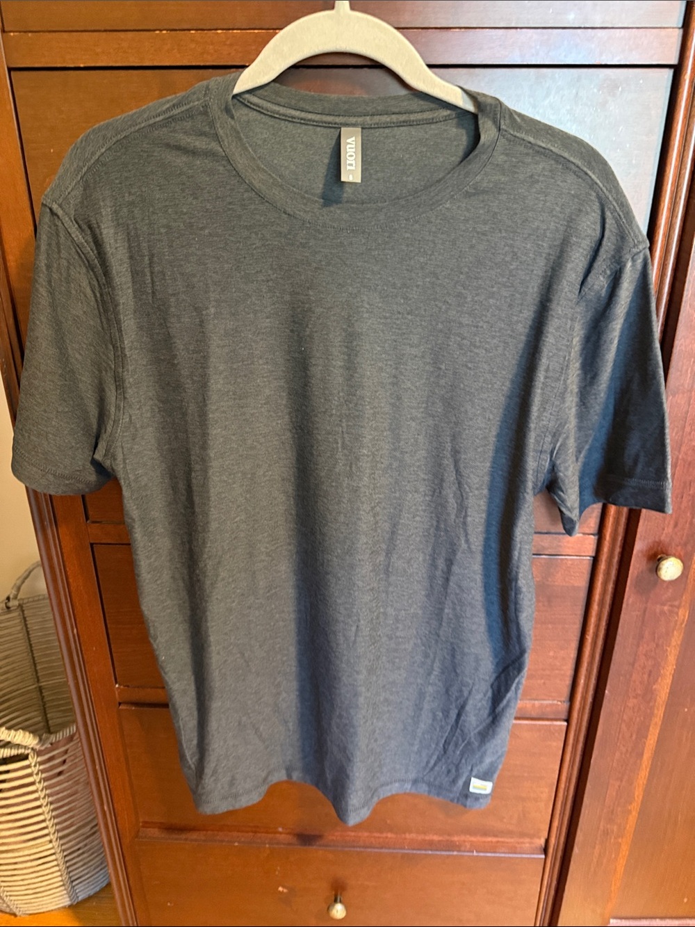 Vuori Men’s Crew Tee in Charcoal Gray